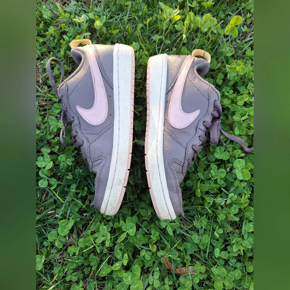 Nike Gray Sneakers with Cream Accents